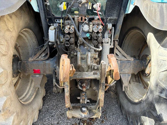 Ford - 1998 - 8360 dt - vierwielaangedreven landbouwtractor - afbeelding 20 van  23