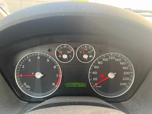 Ford - 2005 - cmax - personenauto - afbeelding 13 van  26