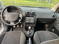 Ford - 2005 - fiesta - personenauto - afbeelding 9 van  23
