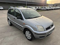 Ford - 2005 - fiesta - personenauto - afbeelding 20 van  23