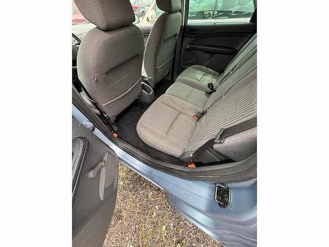 Ford - 2006 - c max - personenauto - afbeelding 24 van  38