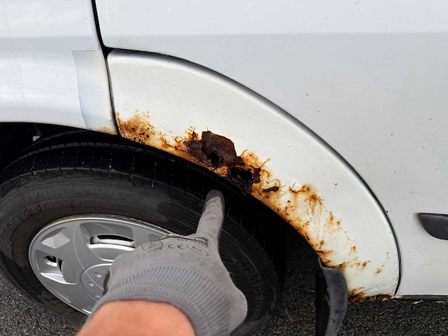 Ford - 2006 - transit - personenauto - afbeelding 9 van  32