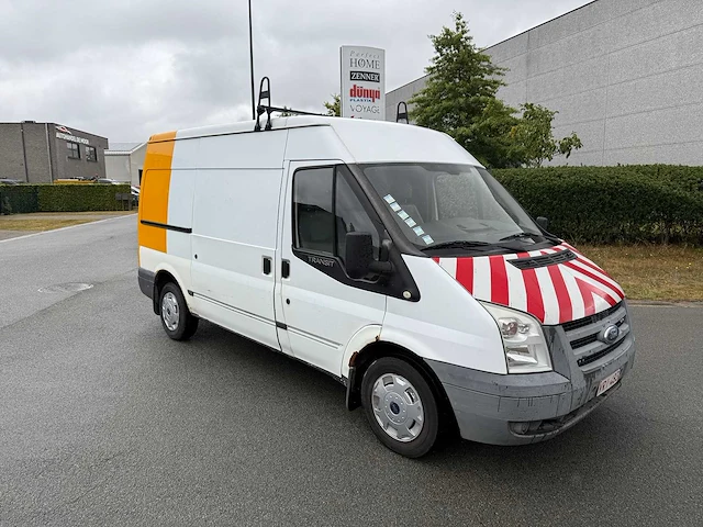 Ford - 2006 - transit - personenauto - afbeelding 1 van  32