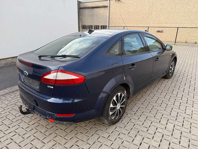 Ford - 2007 - mondeo - personenauto - afbeelding 5 van  32