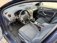 Ford - 2007 - mondeo - personenauto - afbeelding 15 van  32
