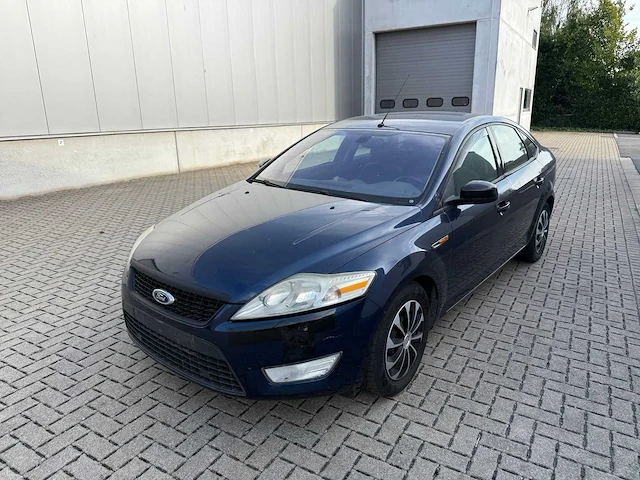 Ford - 2007 - mondeo - personenauto - afbeelding 23 van  32