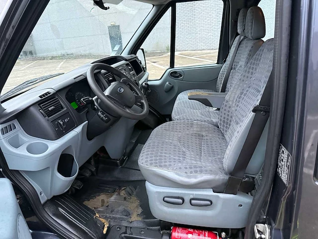 Ford - 2009 - transit - dubbel cabine - personenauto - afbeelding 18 van  30