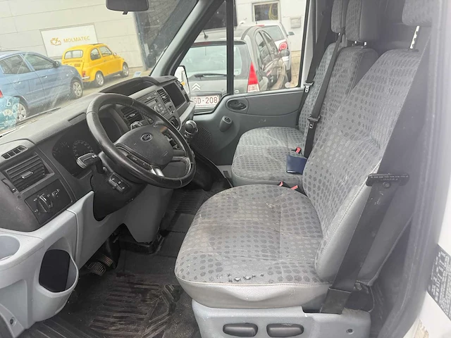 Ford - 2011 - transit - personenauto - afbeelding 5 van  17
