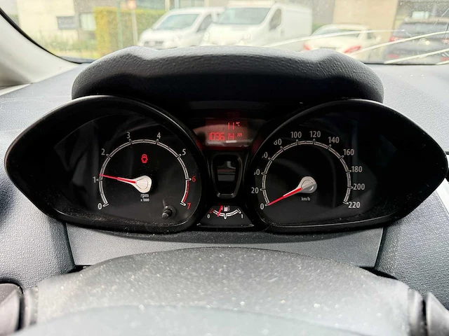 Ford - 2012 - fiesta - personenauto - afbeelding 15 van  26