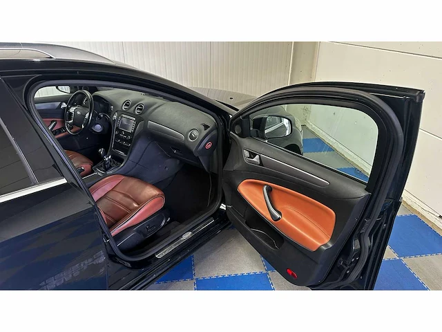 Ford - 2012 - mondeo - personenauto - afbeelding 11 van  50