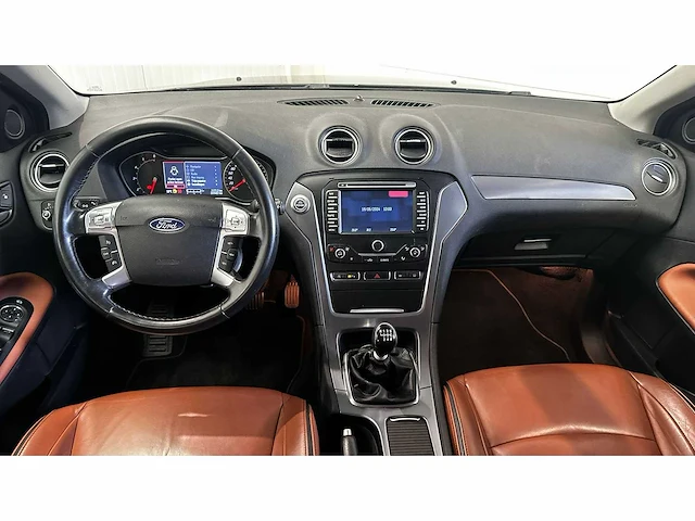 Ford - 2012 - mondeo - personenauto - afbeelding 26 van  50