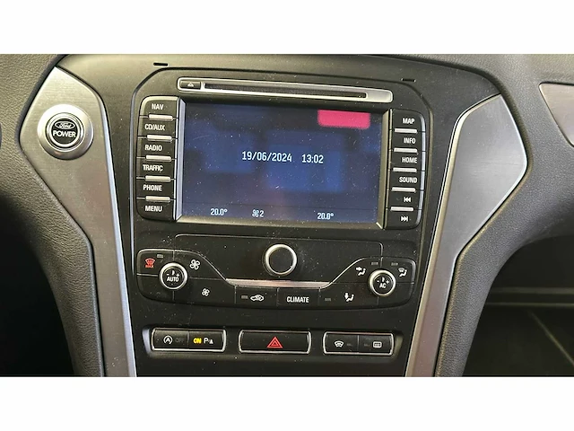 Ford - 2012 - mondeo - personenauto - afbeelding 35 van  50