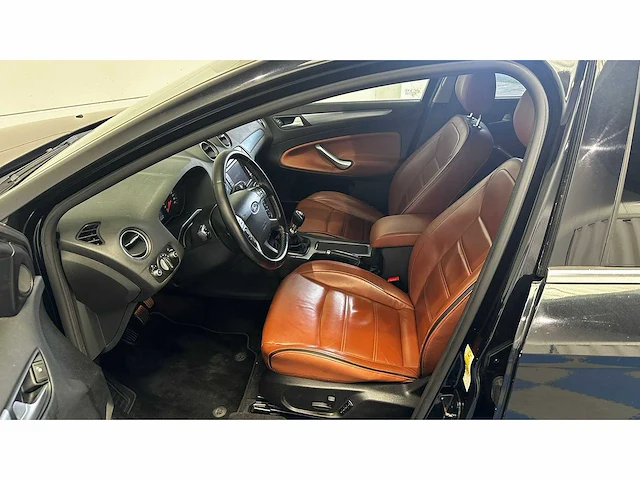 Ford - 2012 - mondeo - personenauto - afbeelding 36 van  50