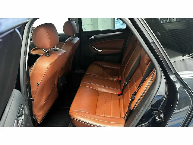 Ford - 2012 - mondeo - personenauto - afbeelding 37 van  50