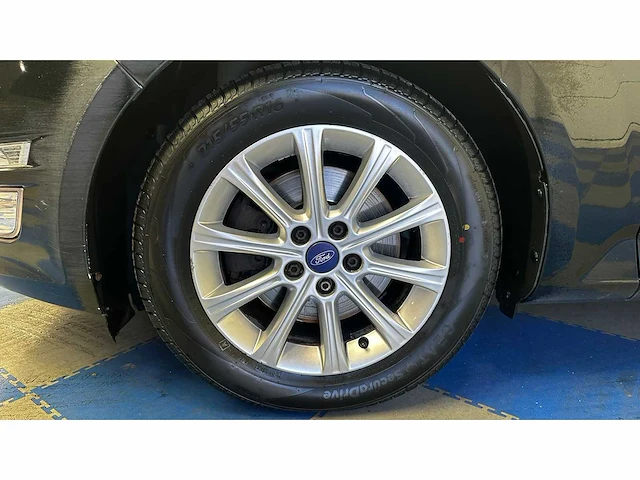 Ford - 2012 - mondeo - personenauto - afbeelding 47 van  50