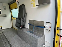 Ford - 2014 - transit - ambulance - personenauto - afbeelding 7 van  37