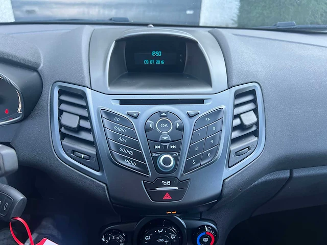 Ford - 2016 - fiesta - personenauto - afbeelding 14 van  22