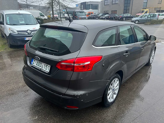 Ford - 2017 - focus - - personenauto - afbeelding 14 van  15