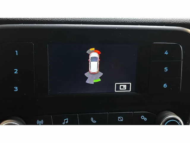 Ford - 2019 - transit custom - personenauto - afbeelding 4 van  36