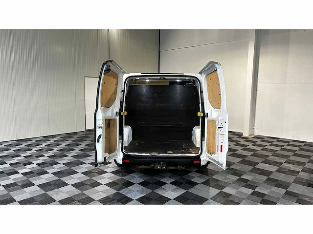 Ford - 2019 - transit custom - personenauto - afbeelding 21 van  36