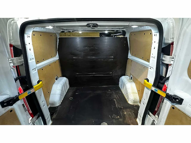 Ford - 2019 - transit custom - personenauto - afbeelding 22 van  36