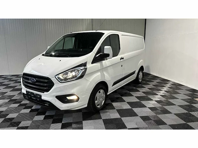 Ford - 2019 - transit custom - personenauto - afbeelding 12 van  36