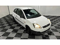 Ford - fiesta - 1.4 tdci - personenauto - afbeelding 17 van  31