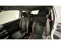 Ford - fiesta - 1.4 tdci - personenauto - afbeelding 18 van  31