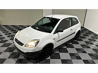 Ford - fiesta - 1.4 tdci - personenauto - afbeelding 19 van  31