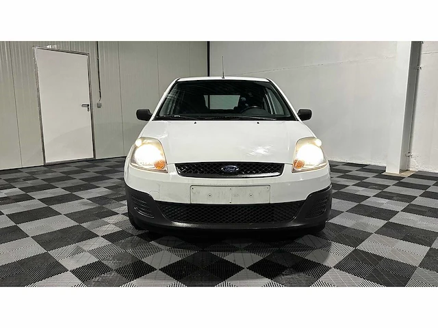 Ford - fiesta - 1.4 tdci - personenauto - afbeelding 12 van  31