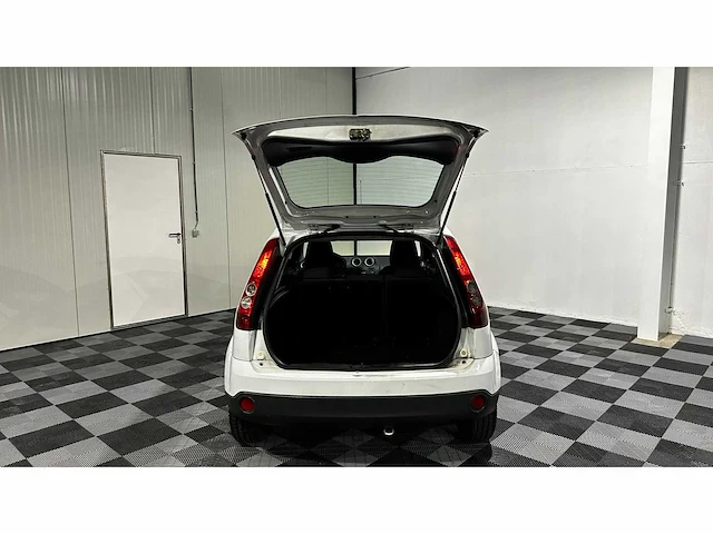Ford - fiesta - 1.4 tdci - personenauto - afbeelding 31 van  31