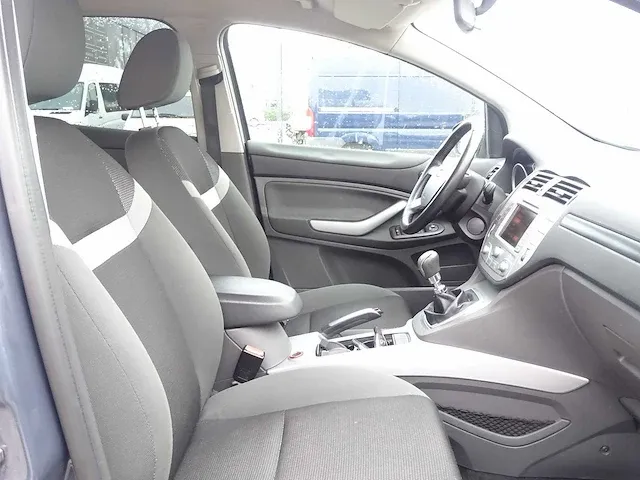 Ford - kuga - - afbeelding 3 van  20