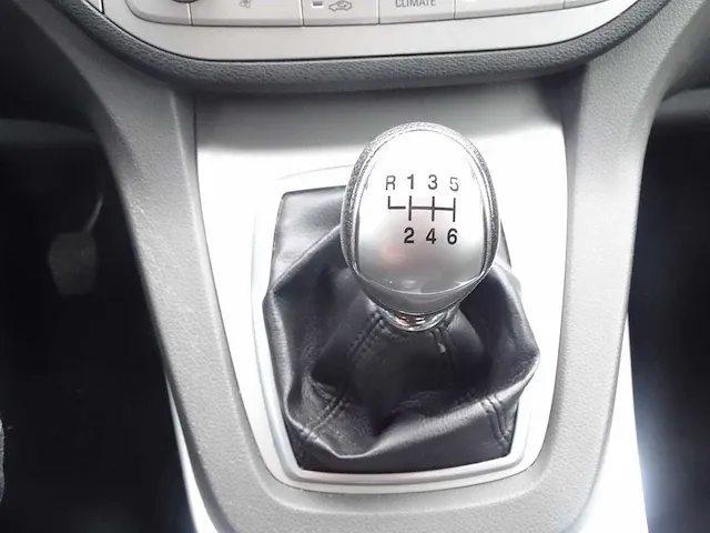 Ford - kuga - - afbeelding 8 van  20