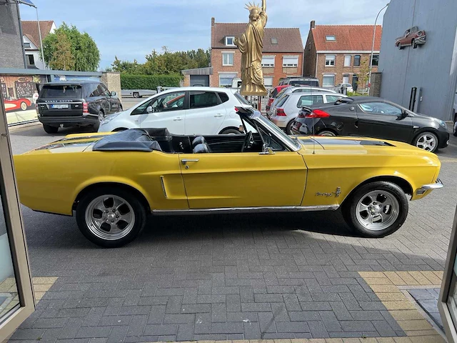 Ford - mustang - car - 1968 - afbeelding 11 van  16
