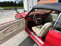 Ford - mustang cabrio - oldtimer - afbeelding 20 van  61