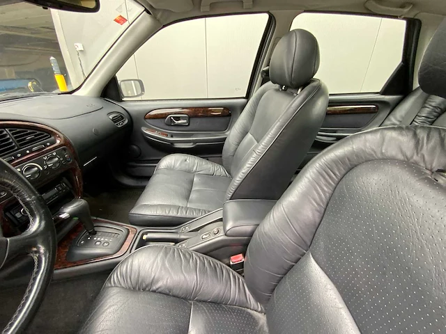 Ford - scorpio ghia cosworth - scorpio cosworth 24v - oldtimer - afbeelding 15 van  40