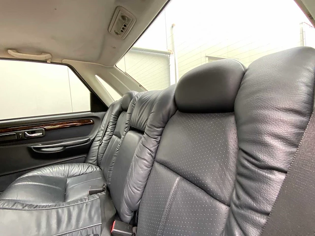 Ford - scorpio ghia cosworth - scorpio cosworth 24v - oldtimer - afbeelding 24 van  40