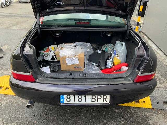 Ford - scorpio ghia cosworth - scorpio cosworth 24v - oldtimer - afbeelding 28 van  40