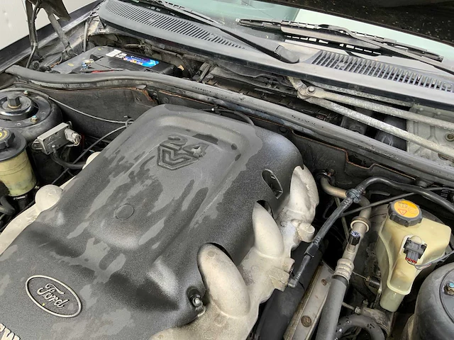 Ford - scorpio ghia cosworth - scorpio cosworth 24v - oldtimer - afbeelding 32 van  40