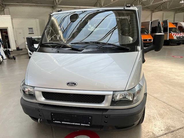 Ford - transit - van - afbeelding 9 van  24