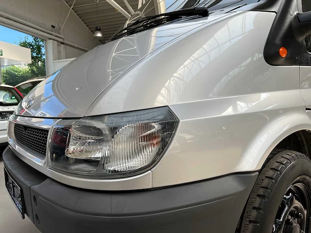 Ford - transit - van - afbeelding 10 van  24