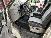 Ford - transit - van - afbeelding 14 van  24