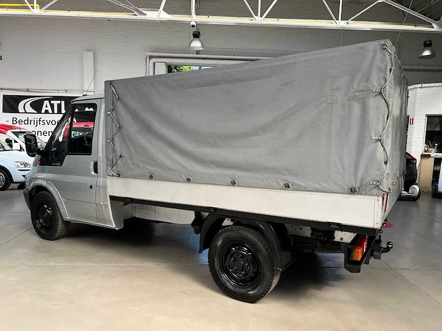 Ford - transit - van - afbeelding 18 van  24