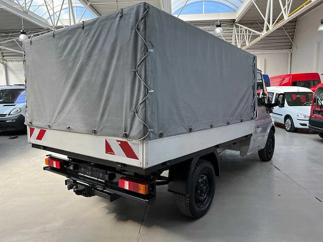 Ford - transit - van - afbeelding 24 van  24