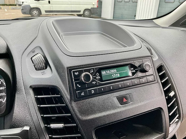 Ford - transit connect - bedrijfswagen - afbeelding 27 van  37
