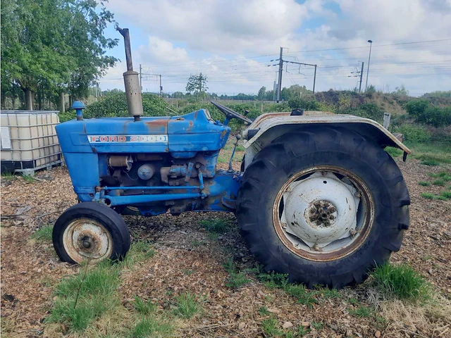 Ford 2000 oldtimer tractoren - afbeelding 5 van  12