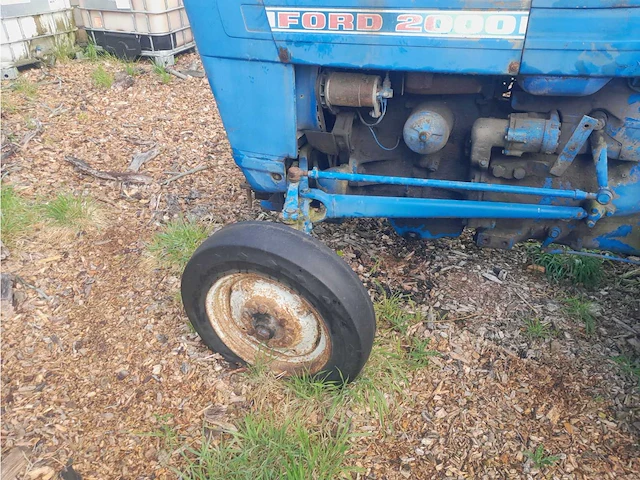 Ford 2000 oldtimer tractoren - afbeelding 7 van  12