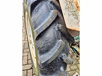 Ford 3000 oldtimer tractor - afbeelding 9 van  12