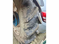 Ford 3000 oldtimer tractor - afbeelding 10 van  12