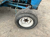 Ford 3000 tweewielaangedreven landbouwtractor oldtimer - afbeelding 6 van  18